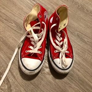 Red converse kids size 3